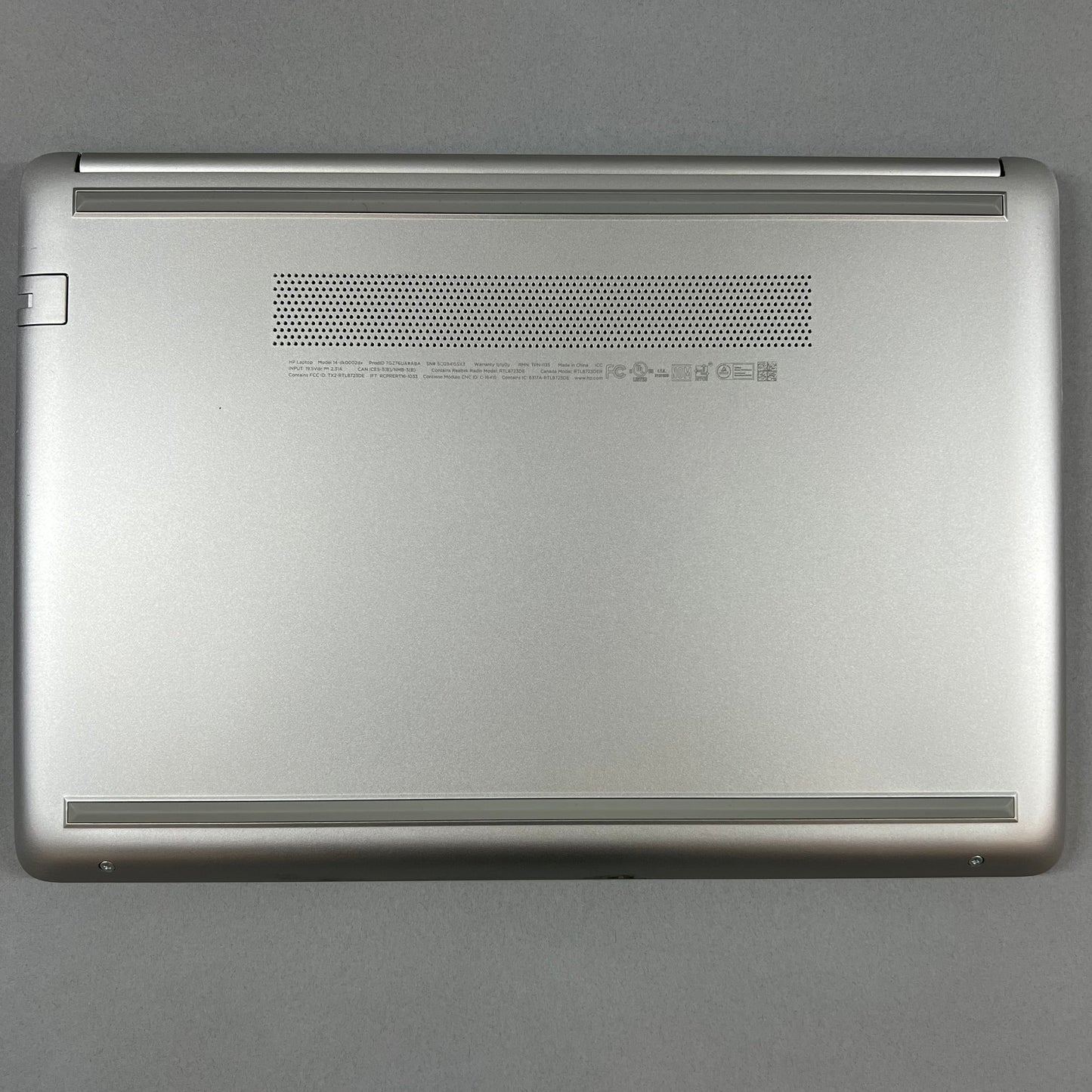 HP 14-dk0002dx A9-9425 4GB RAM 128GB Radeon R5 Graphics