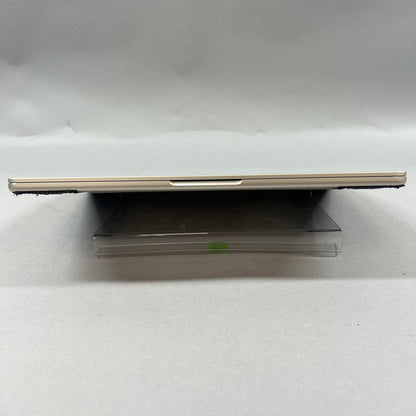 2022 Apple MacBook Air 13.6" M2 8C GPU 3.5GHz 8GB RAM 500GB SSD A2681
