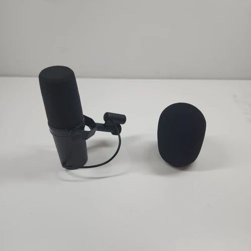 Shure SM7B 50Hz-20kHz Microphone FOSSTGTMA1027010633 with Windscreen