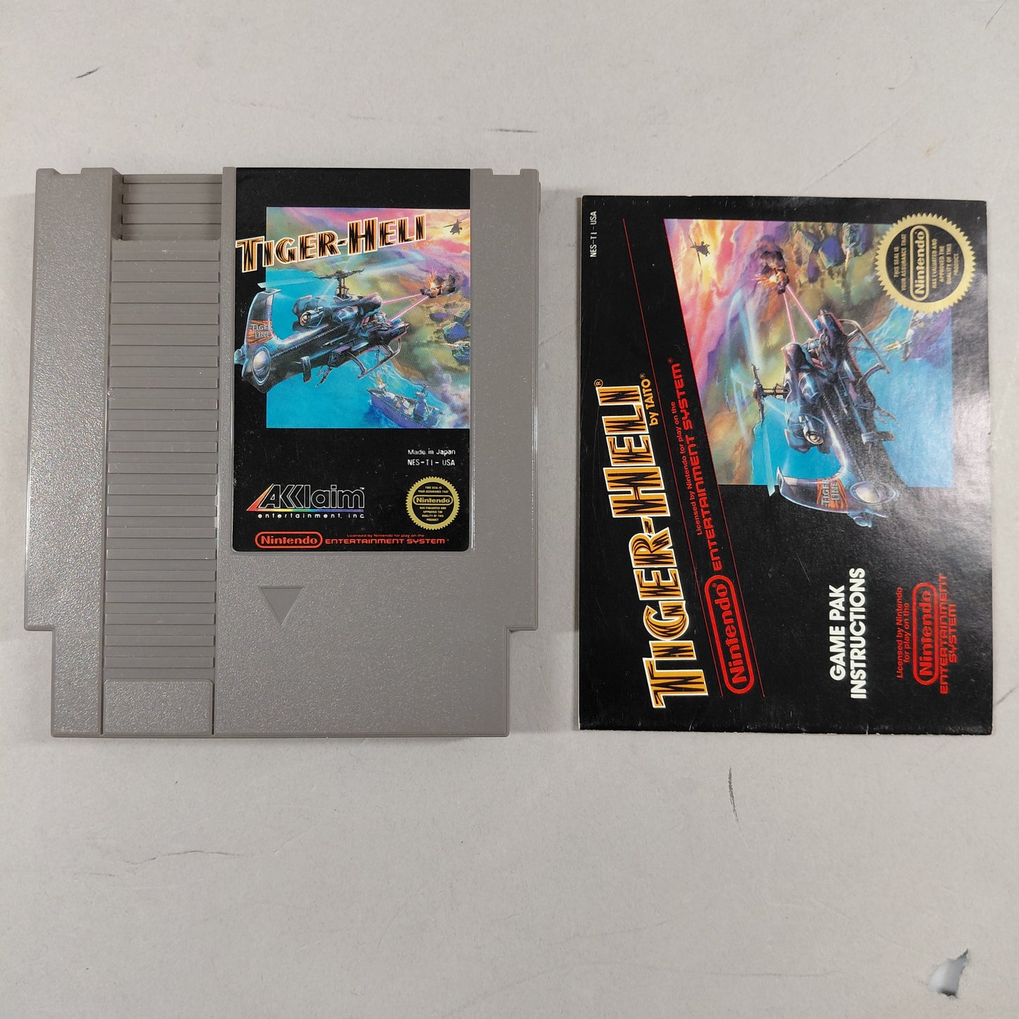 Nintendo Entertainment System NES NES-001 Gray W/13 Games