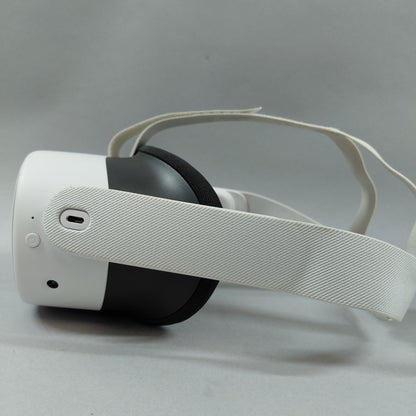 Meta Quest 3S 128GB Standalone All-in-One VR Headset KW49CM