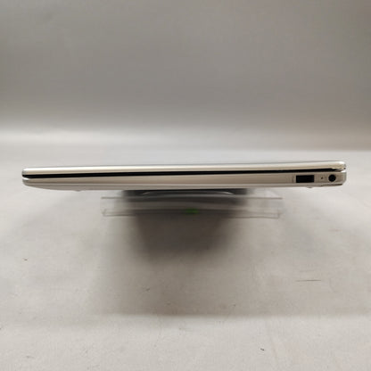 HP Ryzen 5 7520u 2.8GHz 16GB RAM 238GB SSD Radeon Graphics