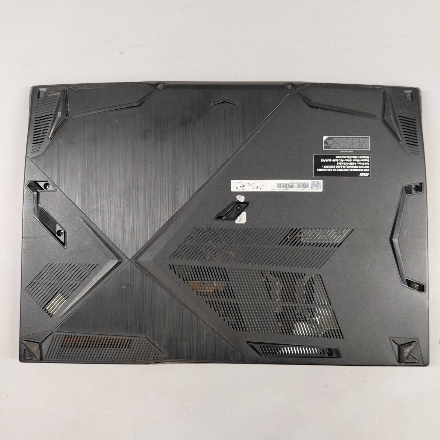 MSI Thin GF63 16" i5-11400U 2.7GHz 24GB RAM 256GB SSD GeForce GTX 1650