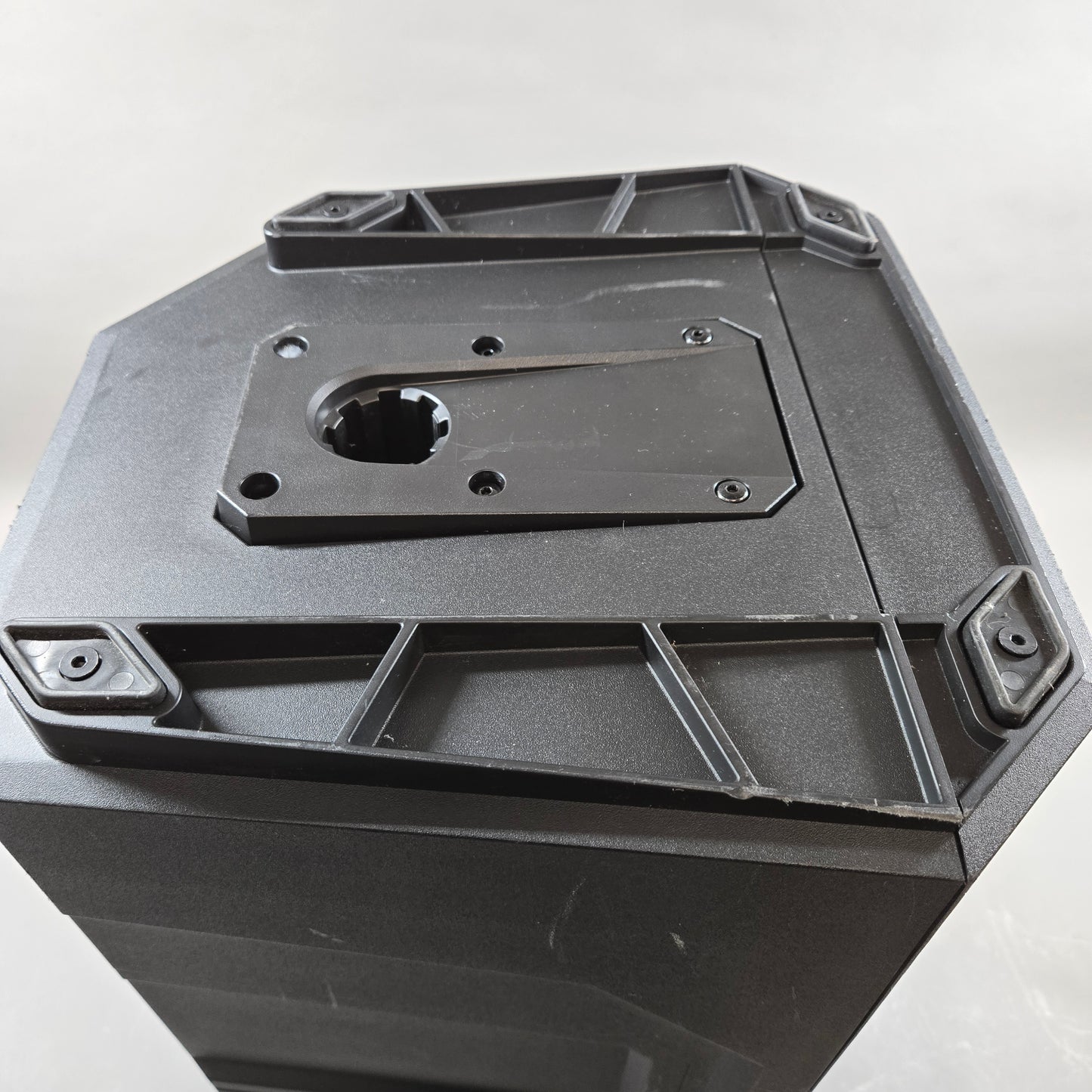 Electro-Voice ELX200 Powered Subwoofer Black F01U326039