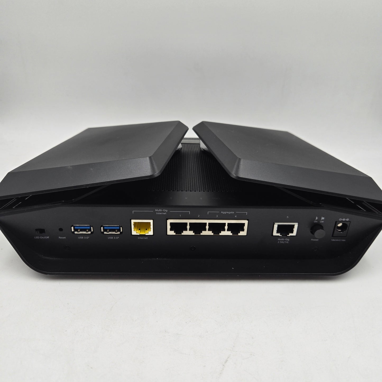 Netgear Nighthawk  Router AXE 11000 (No Power Adapter)