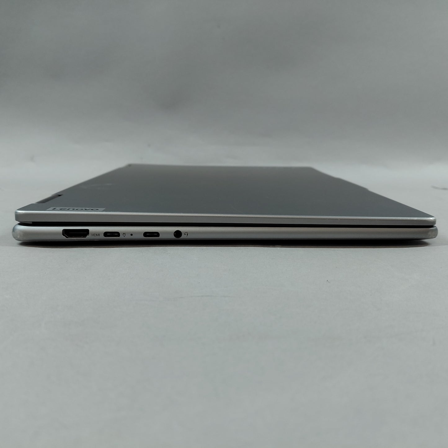 Lenovo Yoga 13S GEN 1 16" ryzen 5 7535u 2.9GHz 8GB RAM 512GB SSD n/a