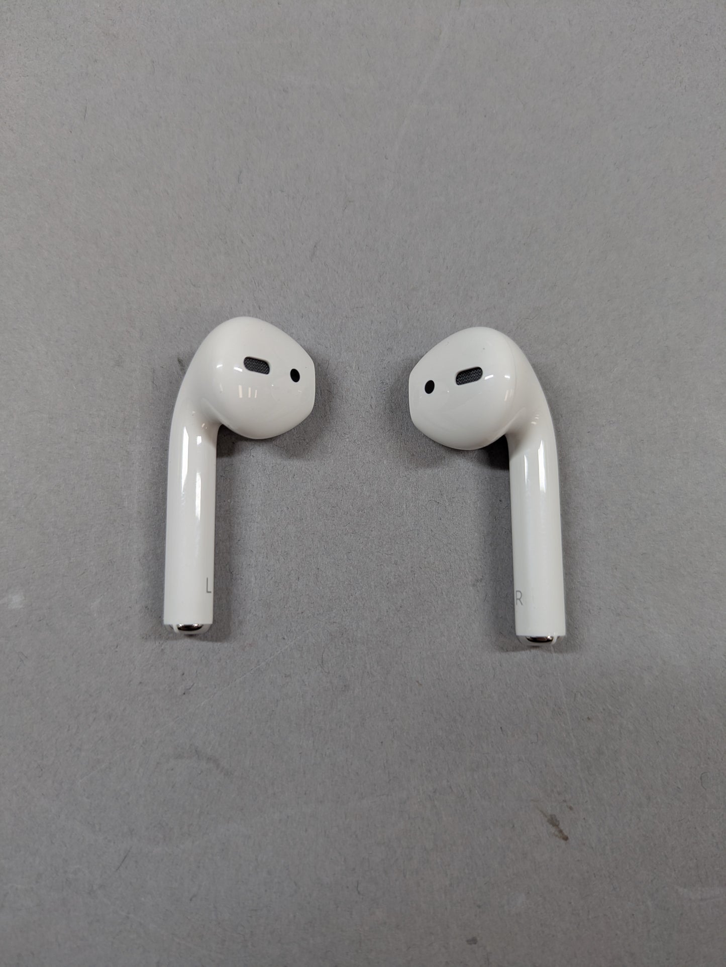 Apple AirPods 1st Gen with Charging Case A1722 A1523 A1602 A2031