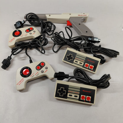 Nintendo Entertainment System NES NES-001 Gray W/13 Games