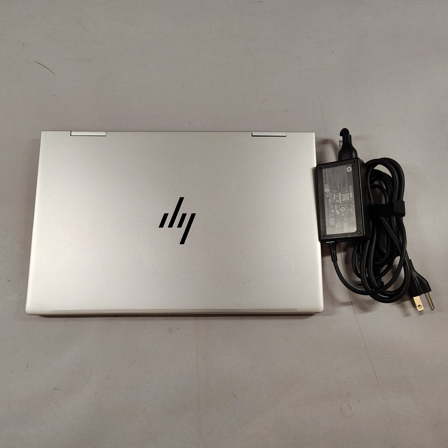 HP Envy x360 9R8R2UA#ABA 14" i5 120U 1.4GHz 8GB RAM 500GB SSD