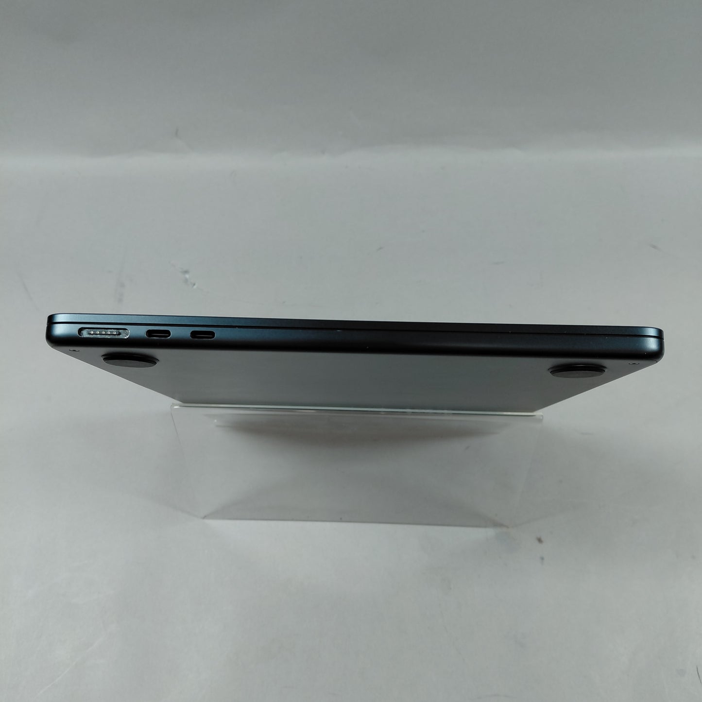 2022 Apple MacBook Air 13.6" M2 8C GPU 3.5GHz 16GB RAM 250GB SSD A2681