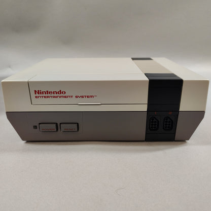 Nintendo Entertainment System NES Video Game Console NES-001 Gray