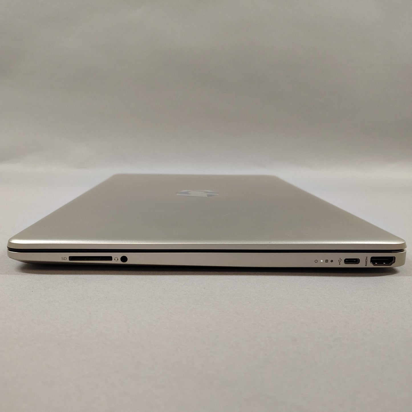 HP Laptop 15-EF1072WM AMD Athlon 3150C 16GB RAM 1TB Radeon Graphics
