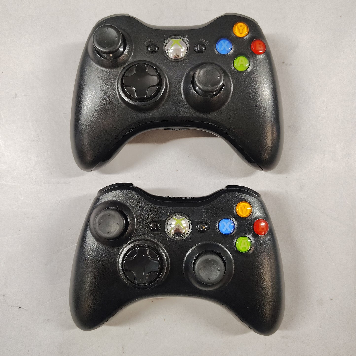 Used Lot of 2 Microsoft Xbox 360 Wireless Controllers