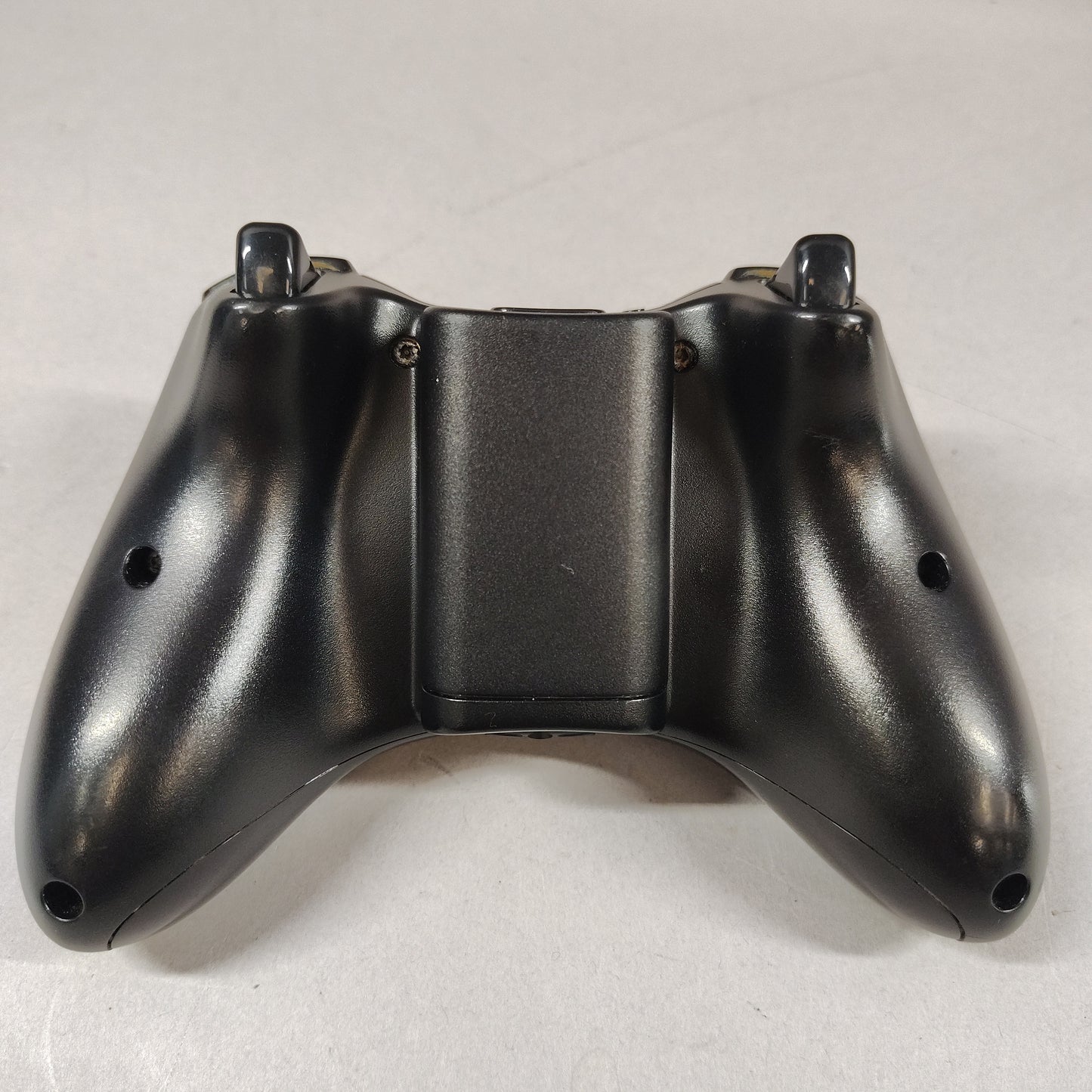Used Lot of 2 Microsoft Xbox 360 Wireless Controllers