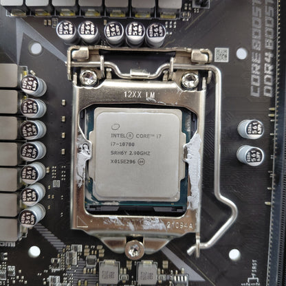 MSi MPG Z490 GAMING EDGE Wi-Fi LGA 1200 ATX W/intel Core i7-10700 SRH6Y 2.90GHz