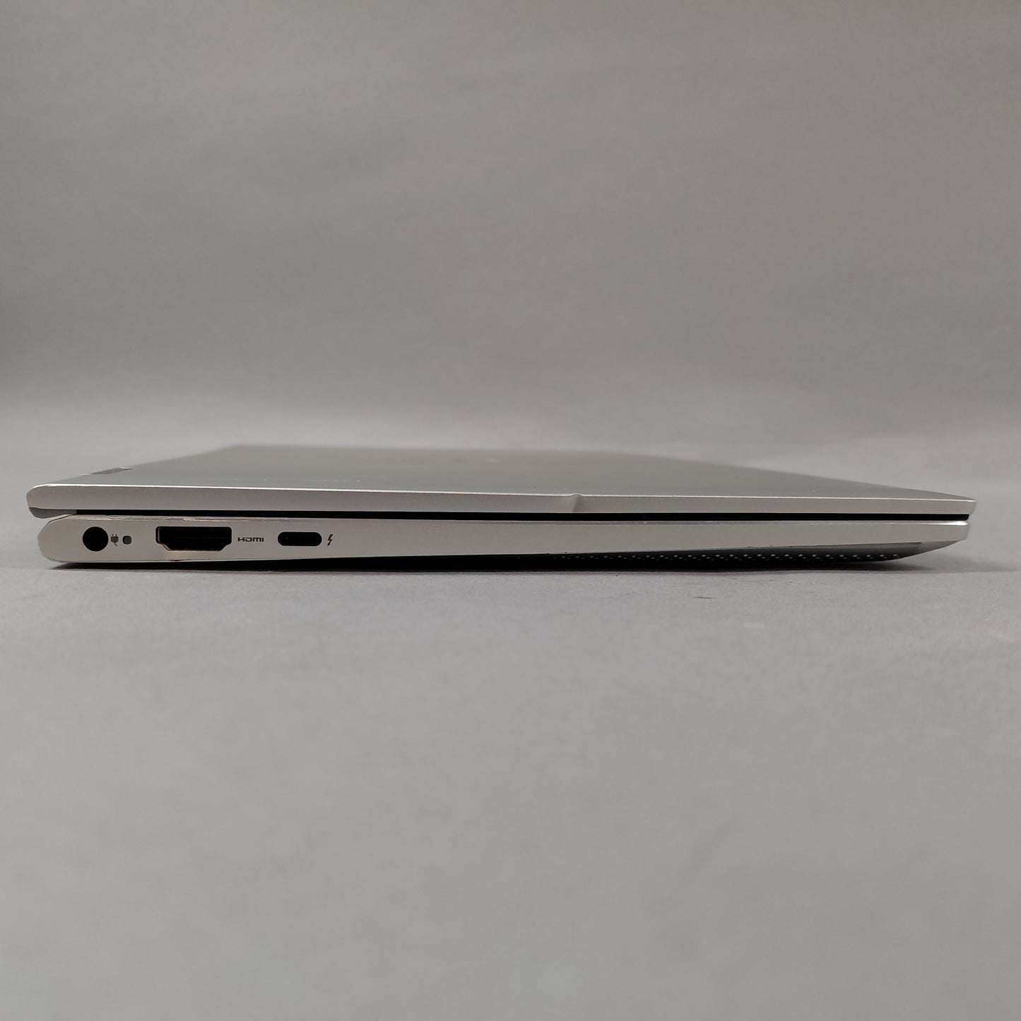 Dell Inspiron 7306 2N1 13.4" i5-1135G7 2.4GHz 8GB RAM 512GB SSD Intel Arc