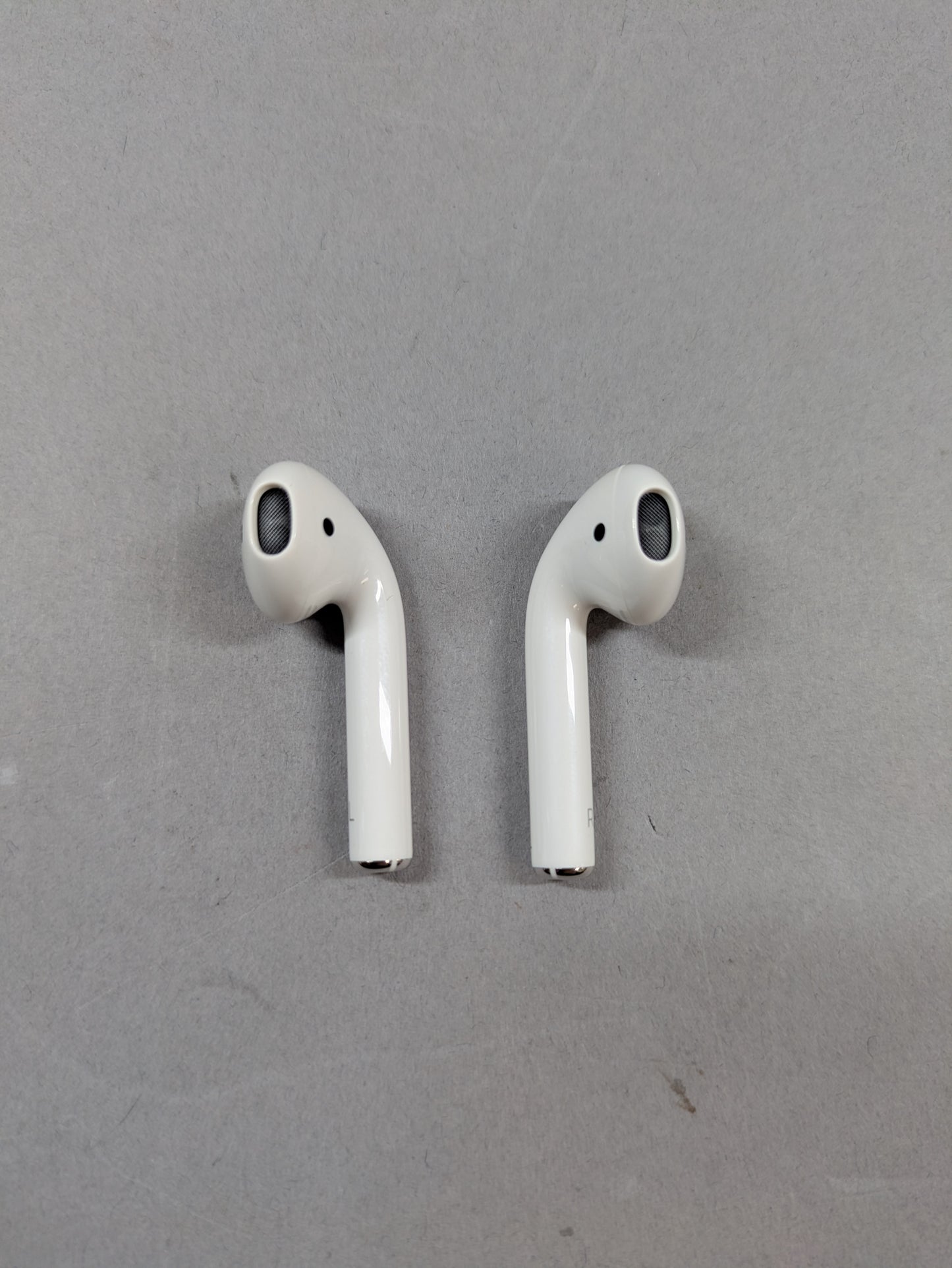 Apple AirPods 1st Gen with Charging Case A1722 A1523 A1602 A2031