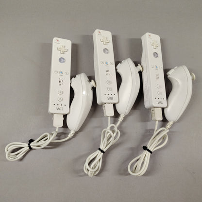 Lot of 3 Nintendo Wii Controller W/Nunchuks