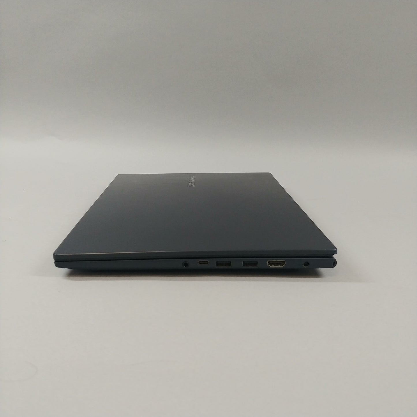 ASUS Vivobook f1502z 15.6" i3-1215U 1.2GHz 8GB RAM 256GB SSD
