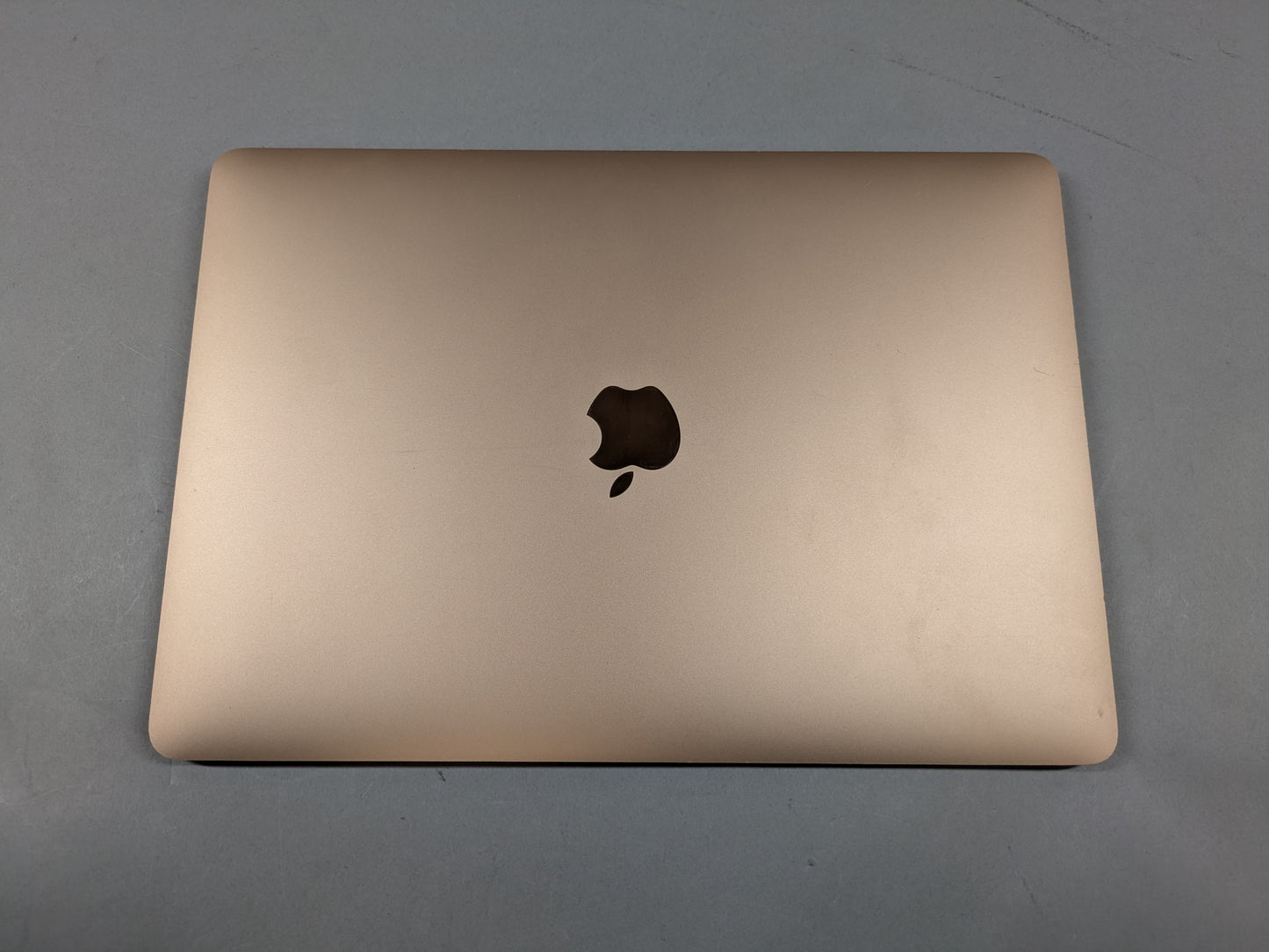 2020 Apple MacBook Air 13.3" i3 1.1GHz 8GB RAM 256GB SSD Gold A2179