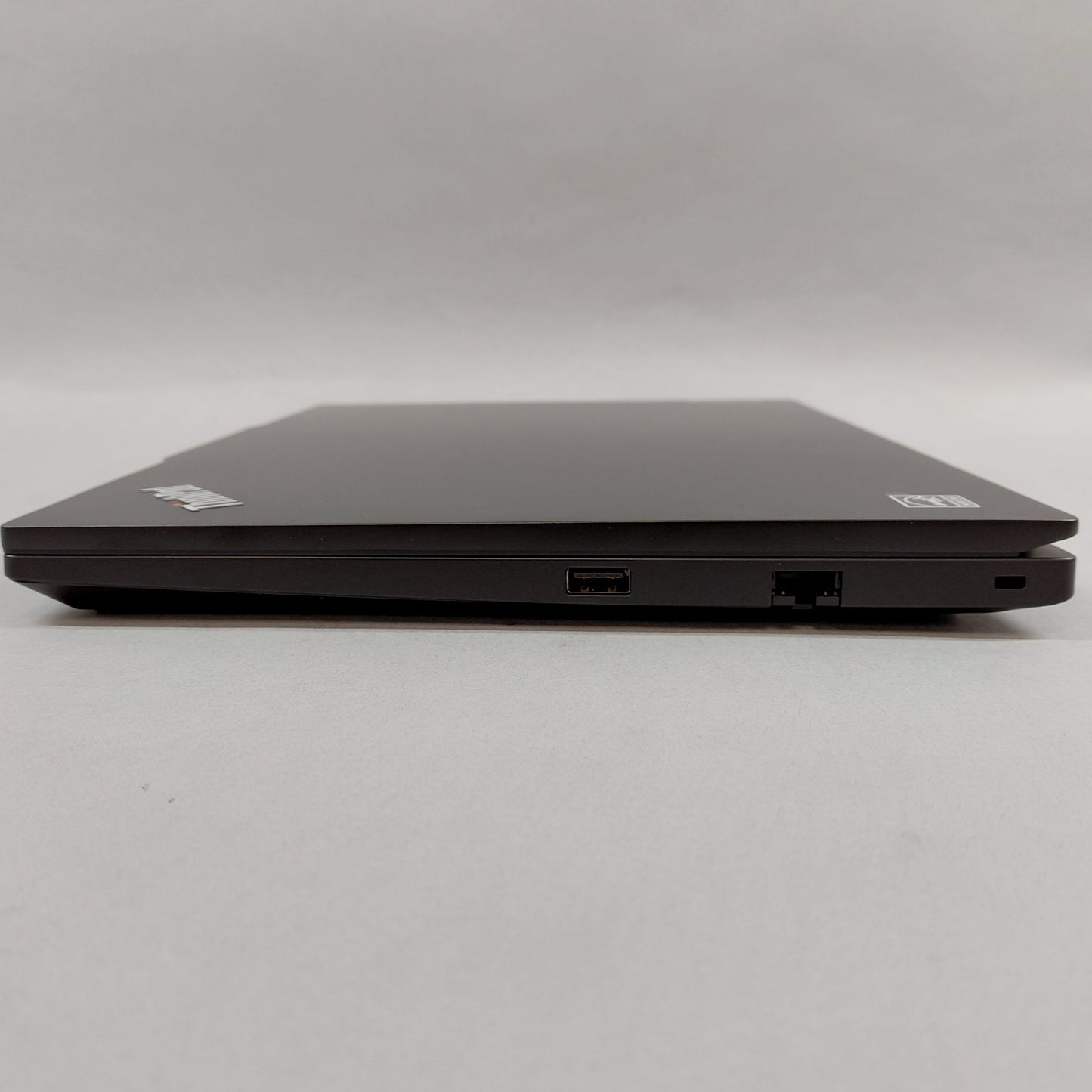 Lenovo ThinkPad 21M4S06100 14" ryzen 5 7535u 2.9GHz 16GB RAM 256GB SSD