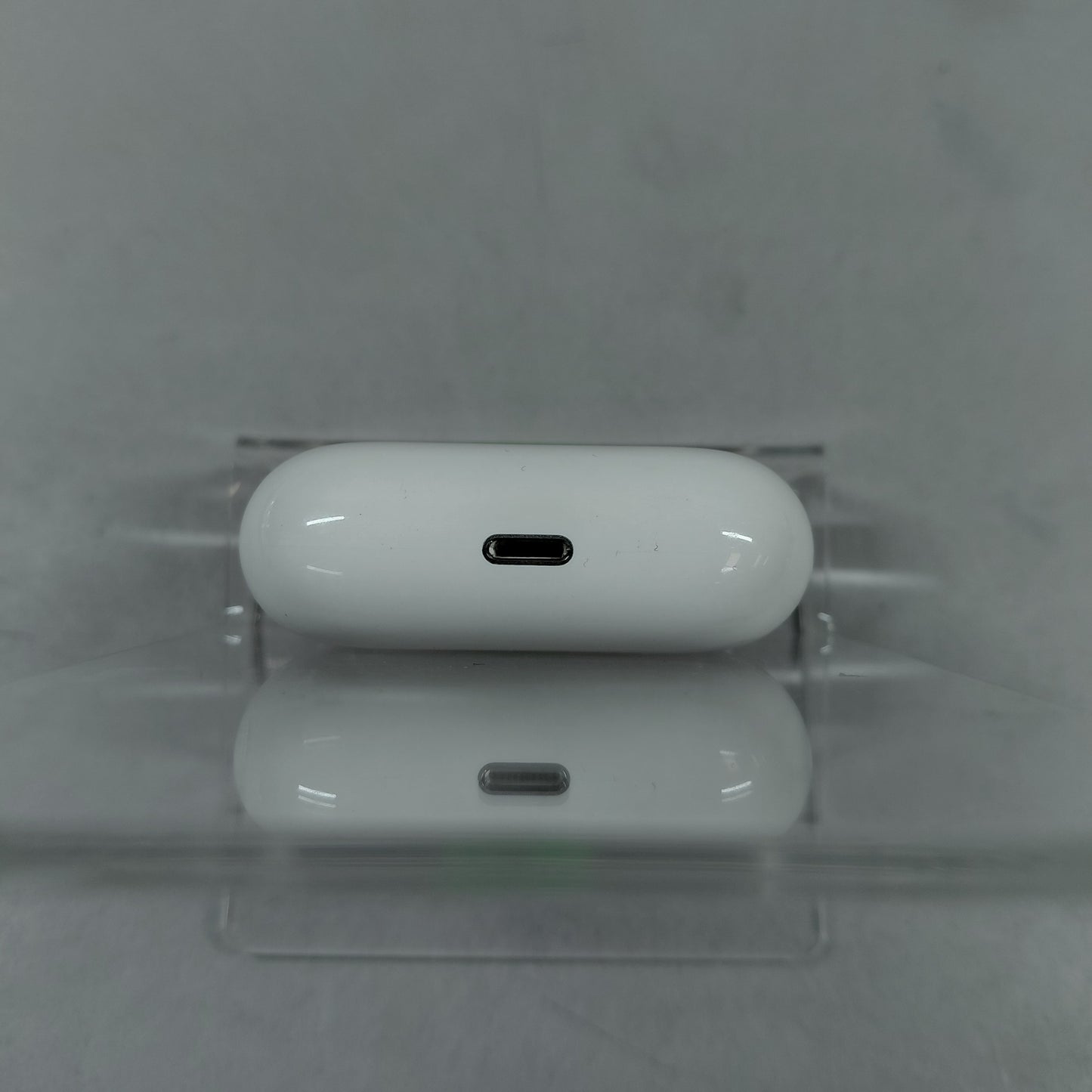 Apple AirPods Pro 1st Gen with Charging Case A2083 A2084 A2190 MLWK3AM/A