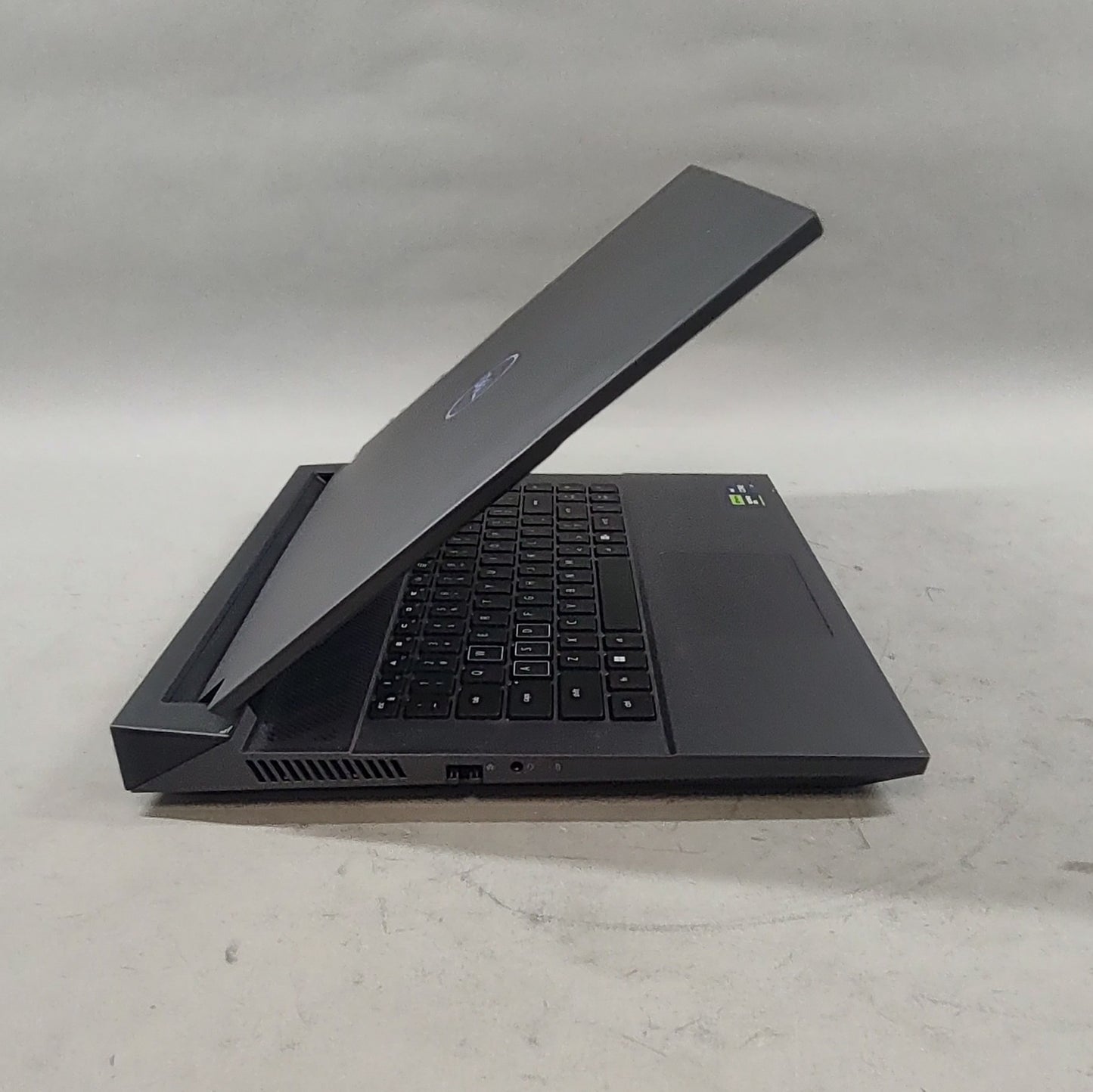 Dell G16 7630 16" i9-13900HX 2.2GHz 32GB RAM 1TB SSD GeForce RTX 4070