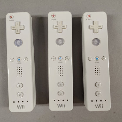 Lot of 3 Nintendo Wii Controller W/Nunchuks