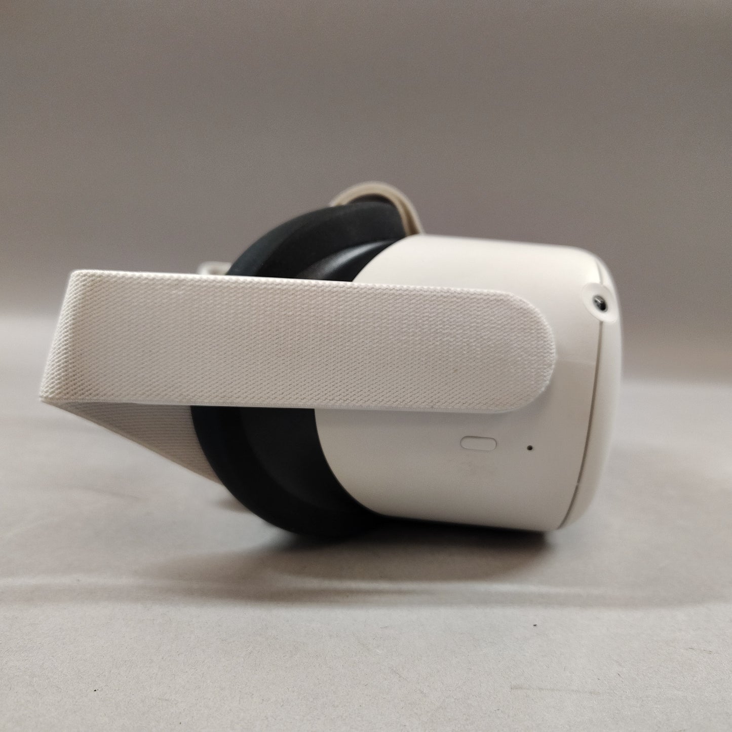 Meta Quest 2 128GB VR System KW49CM