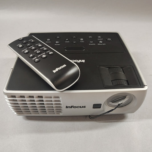 InFocus in1102 HD 1,000 Lumens LCD Projector
