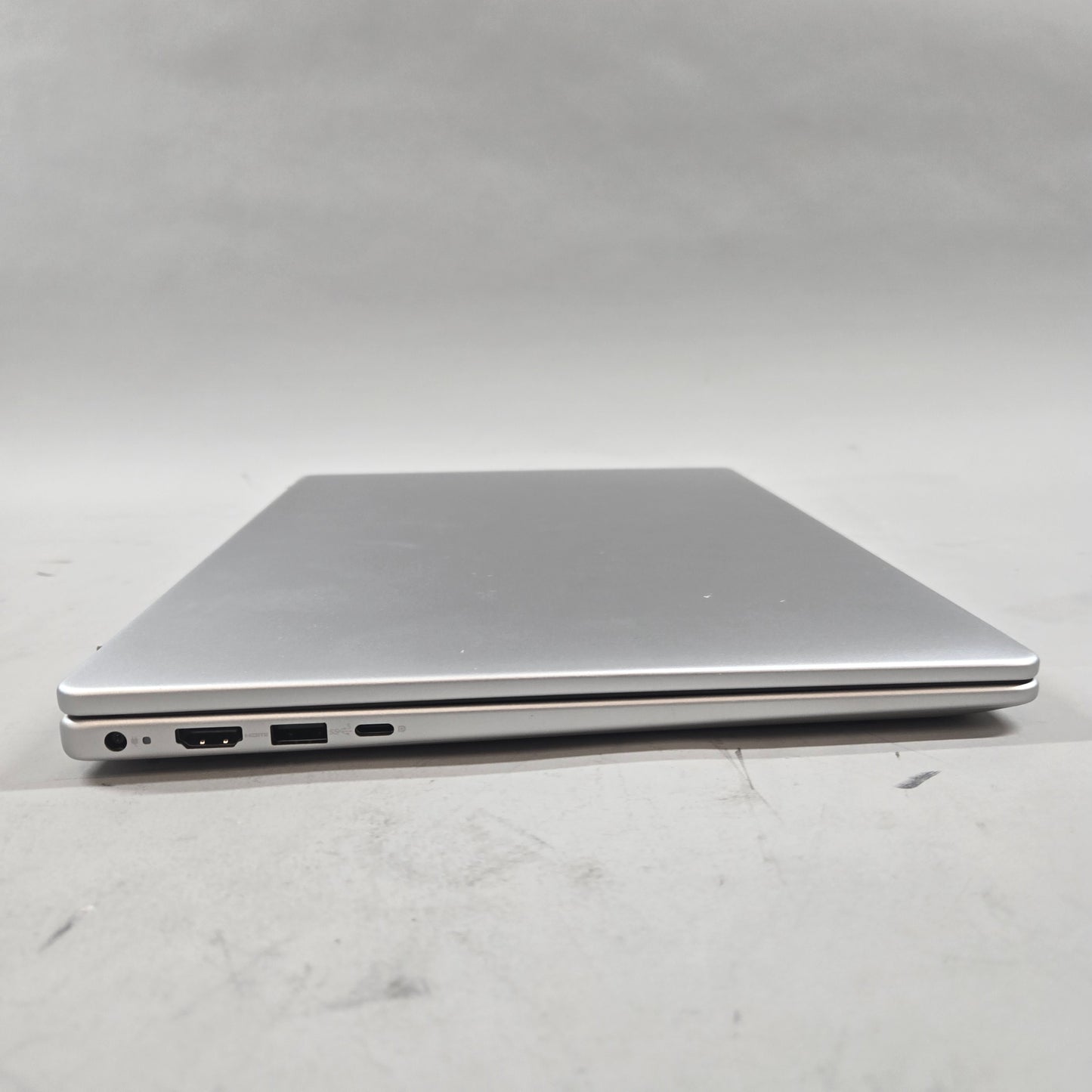 Dell 14 P185G 15.6" i7-150u 1.8GHz 16GB RAM 1TB SSD