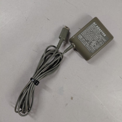 Nintendo DS Lite Handheld Game Console USG-001 Pink